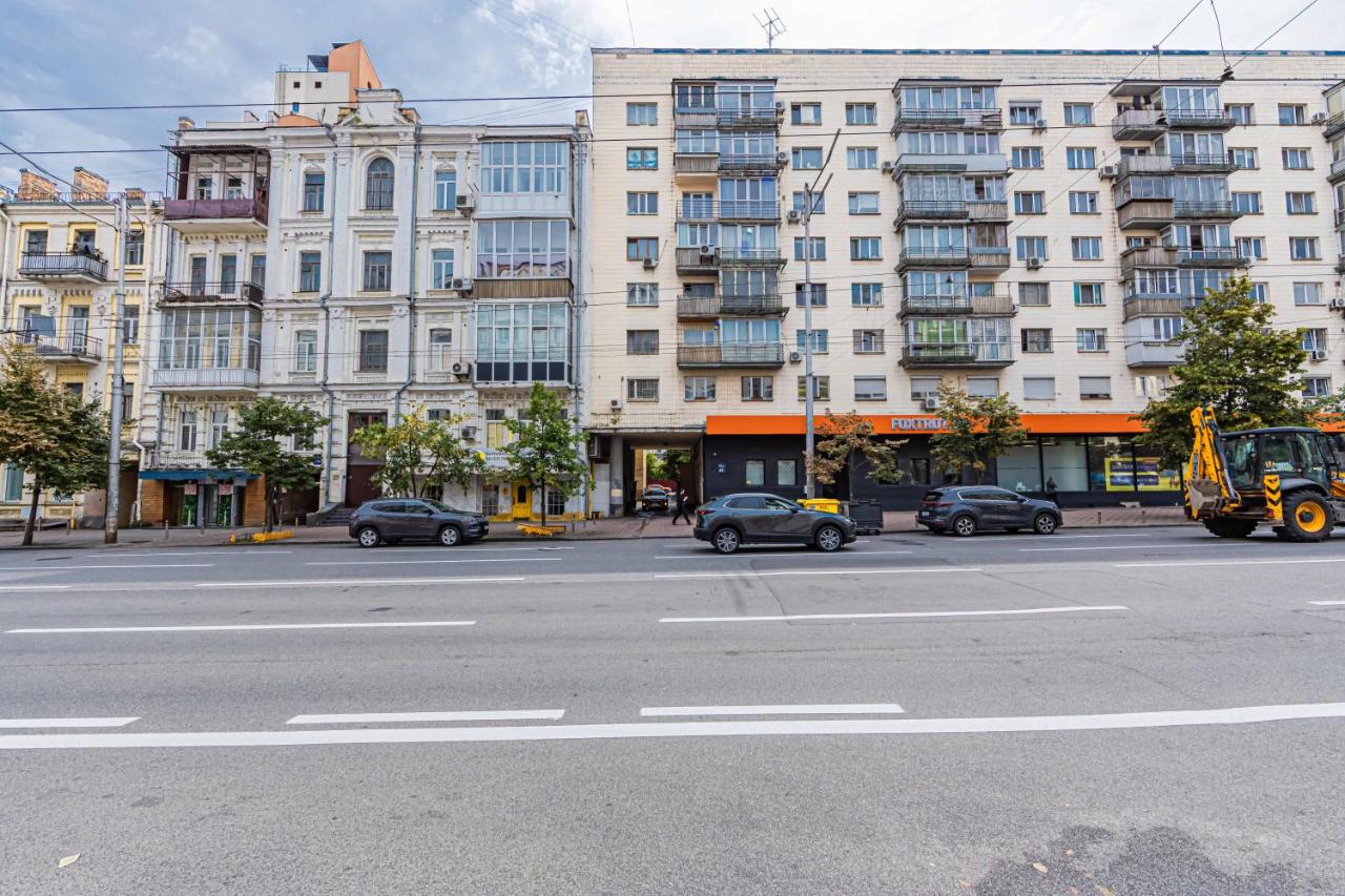 CityApartments Kyiv Olimpiiska - Chambres d'hôtes Kiev