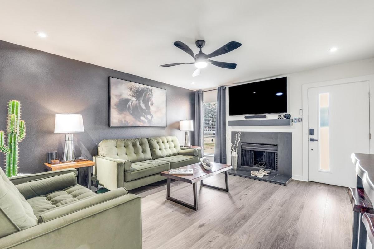 Colony Haven Modern Getaway - Chambres d'hôtes Dallas