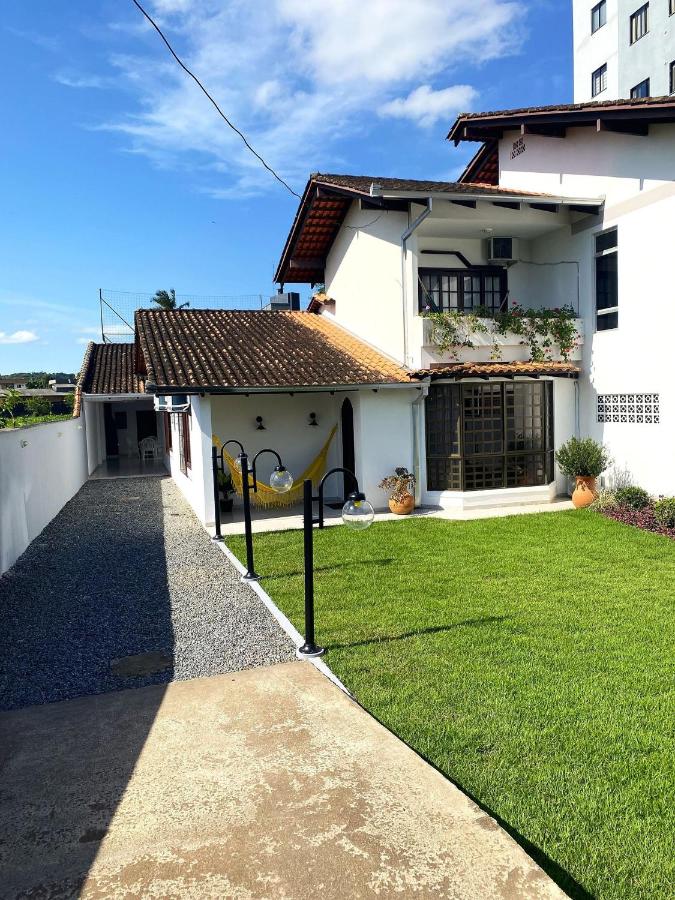 RCM Vilas - Casa Confortável 02 - B&B Joinville