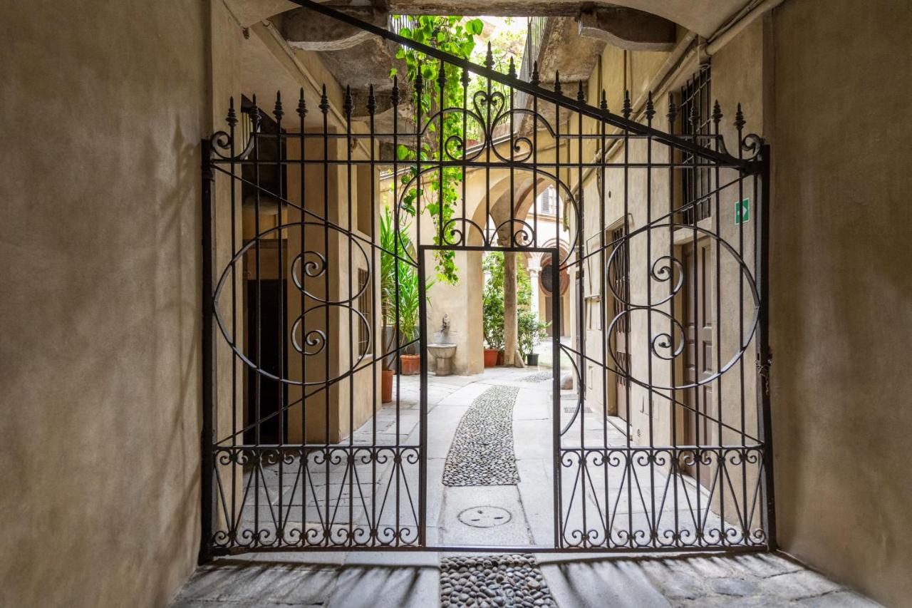 Casa dei Grifi - Historical building central Milan - B&B Milan