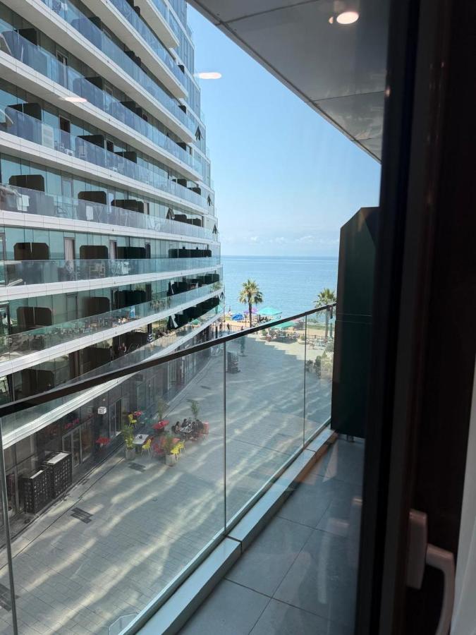 Batumi View 64 Sea View Studio - Chambres d'hôtes Batoumi