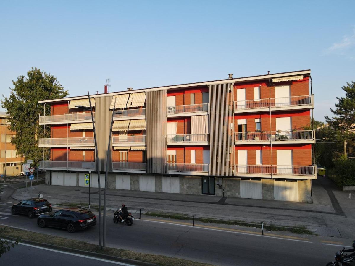 Casa Angelini, Spacious Apartment near the Center - Chambres d'hôtes Alba