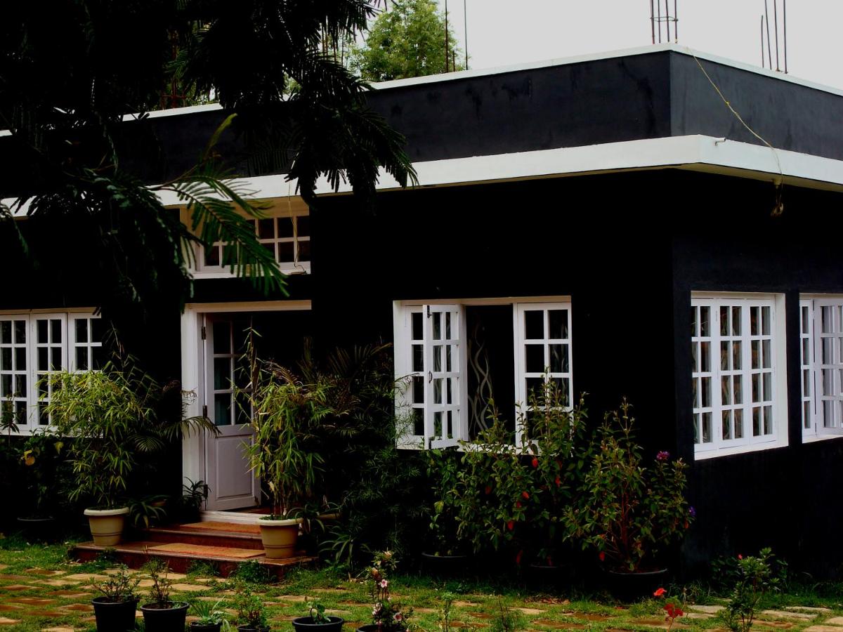 The Black Magic Cottage - B&B