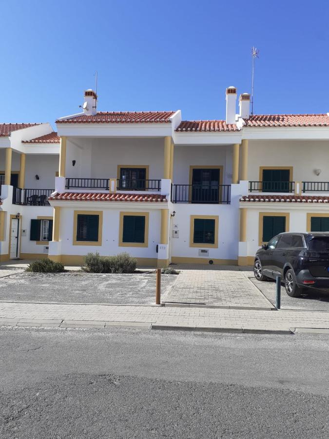 EIRA'S HOUSE by Stay in Alentejo - Bed and Breakfast Vila Nova de Milfontes