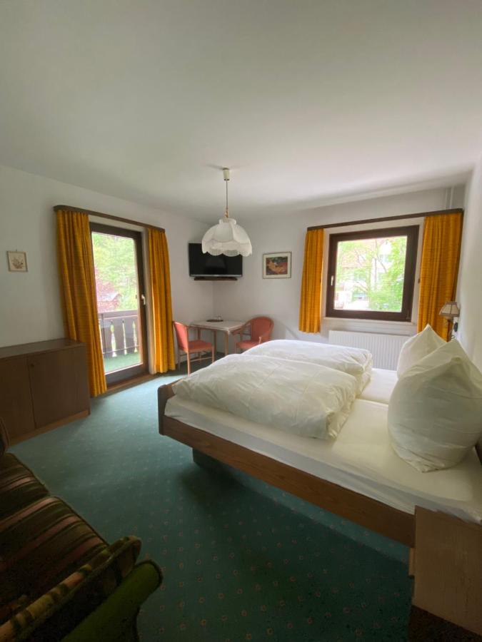 Chambre Lit King-Size avec Balcon