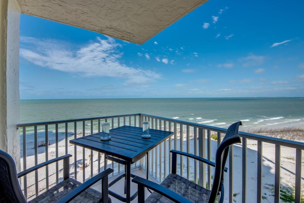 Estero Beach & Tennis Club #406c - B&B Fort Myers Beach