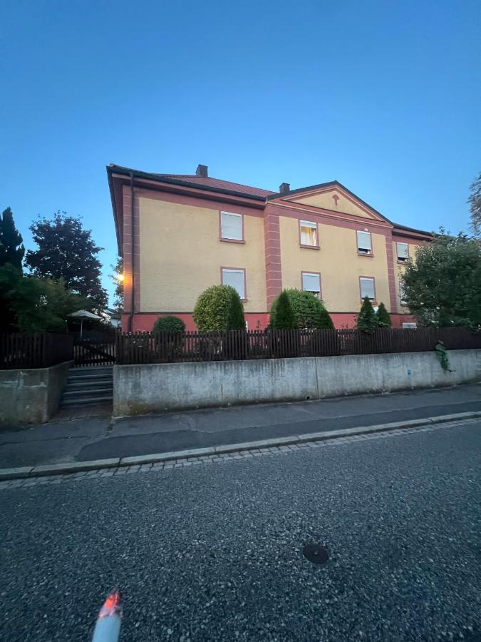 Modernes Zimmer mit w-lan - Chambres d'hôtes Amberg