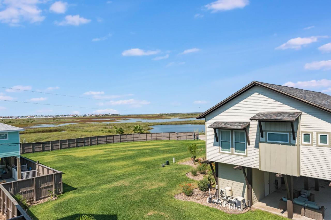 Beach Please - B&B Port Aransas