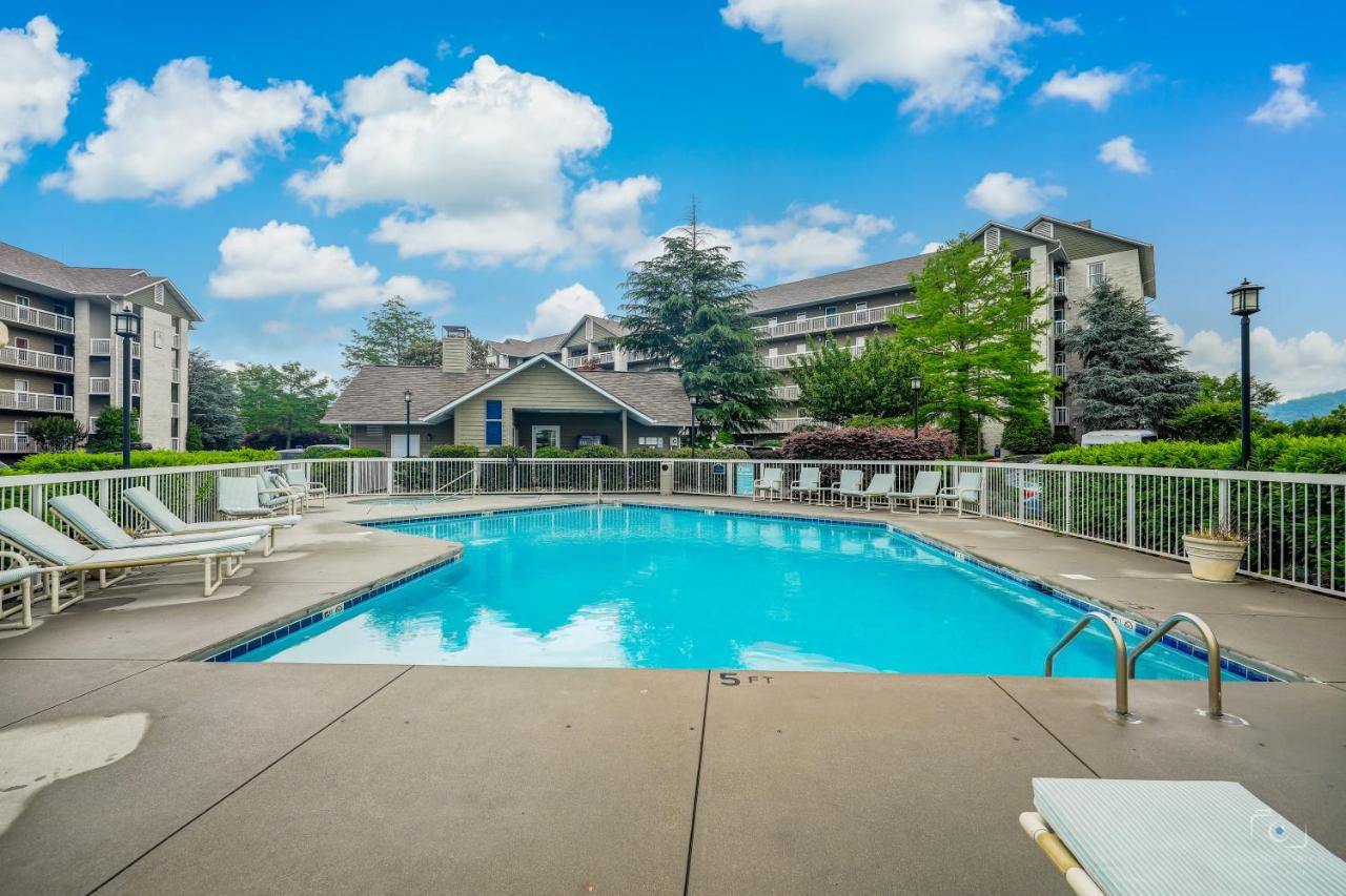 Greenbrier Getaway Whispering Pines 524 - Chambres d'hôtes Pigeon Forge