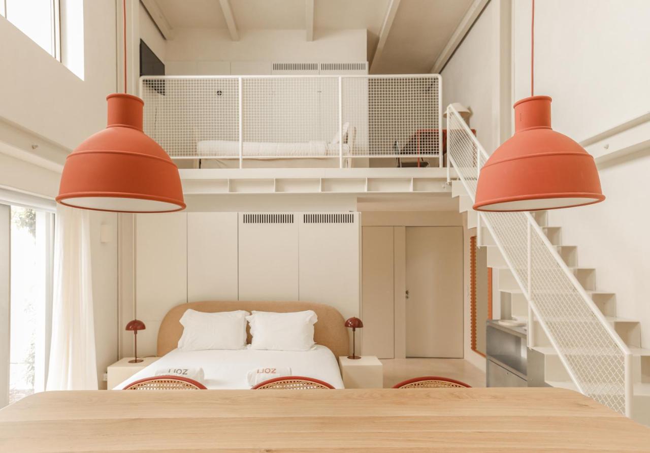 Studio avec mezzanine