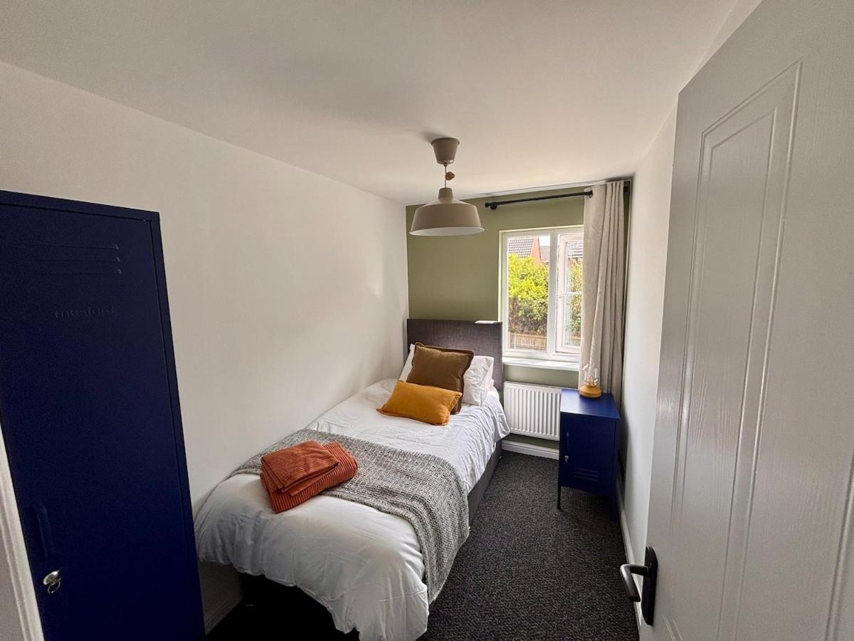 HouseTurn - Devoke - Manchester Airport - Wythenshawe Hospital - B&B Wythenshawe