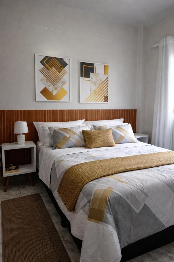 Apto central terreo 2 quartos WIFI 4 camas - B&B Cascavel