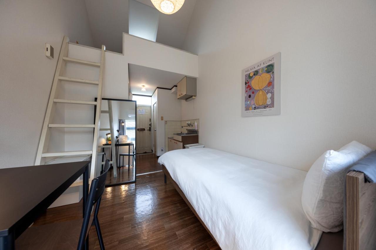 Economy Twin Room
