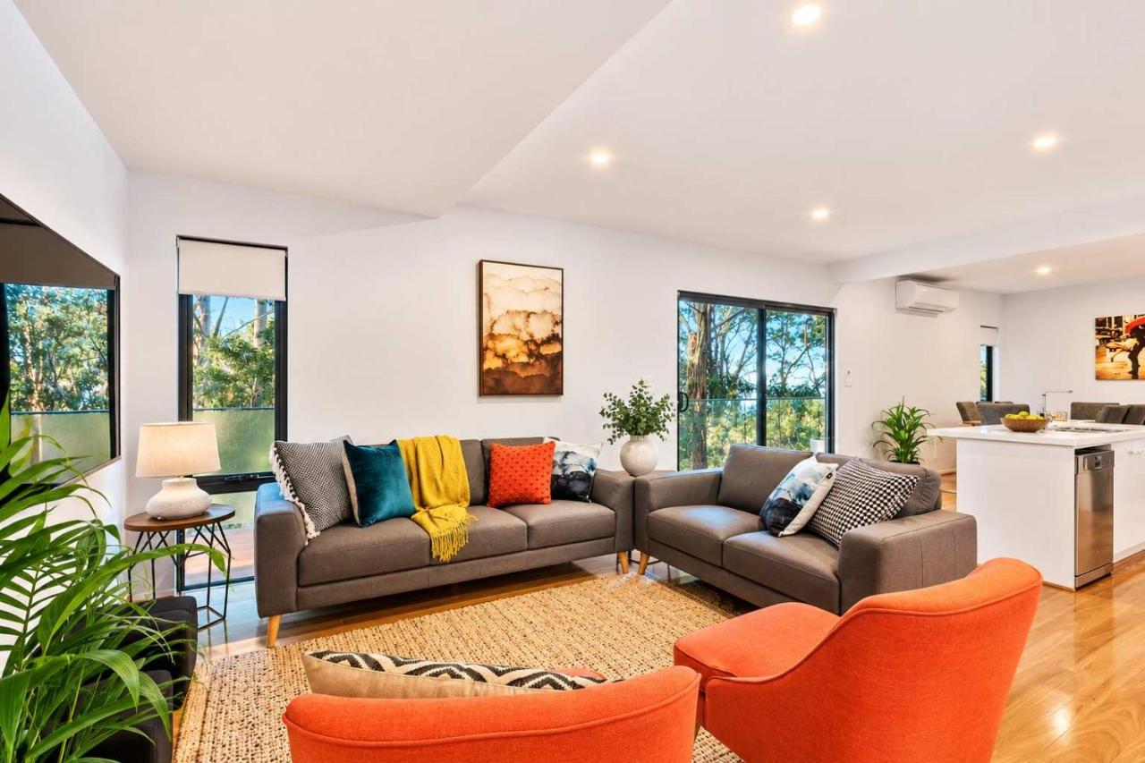 TheTree House Hobart Sleeps 8-2 Bath - B&B Taranna