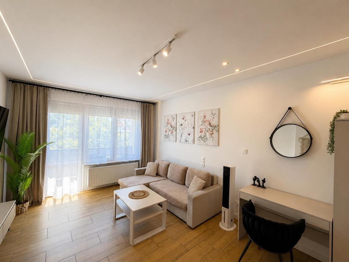 Apartament Helenka Modern - Ferienwohnung Zabrze