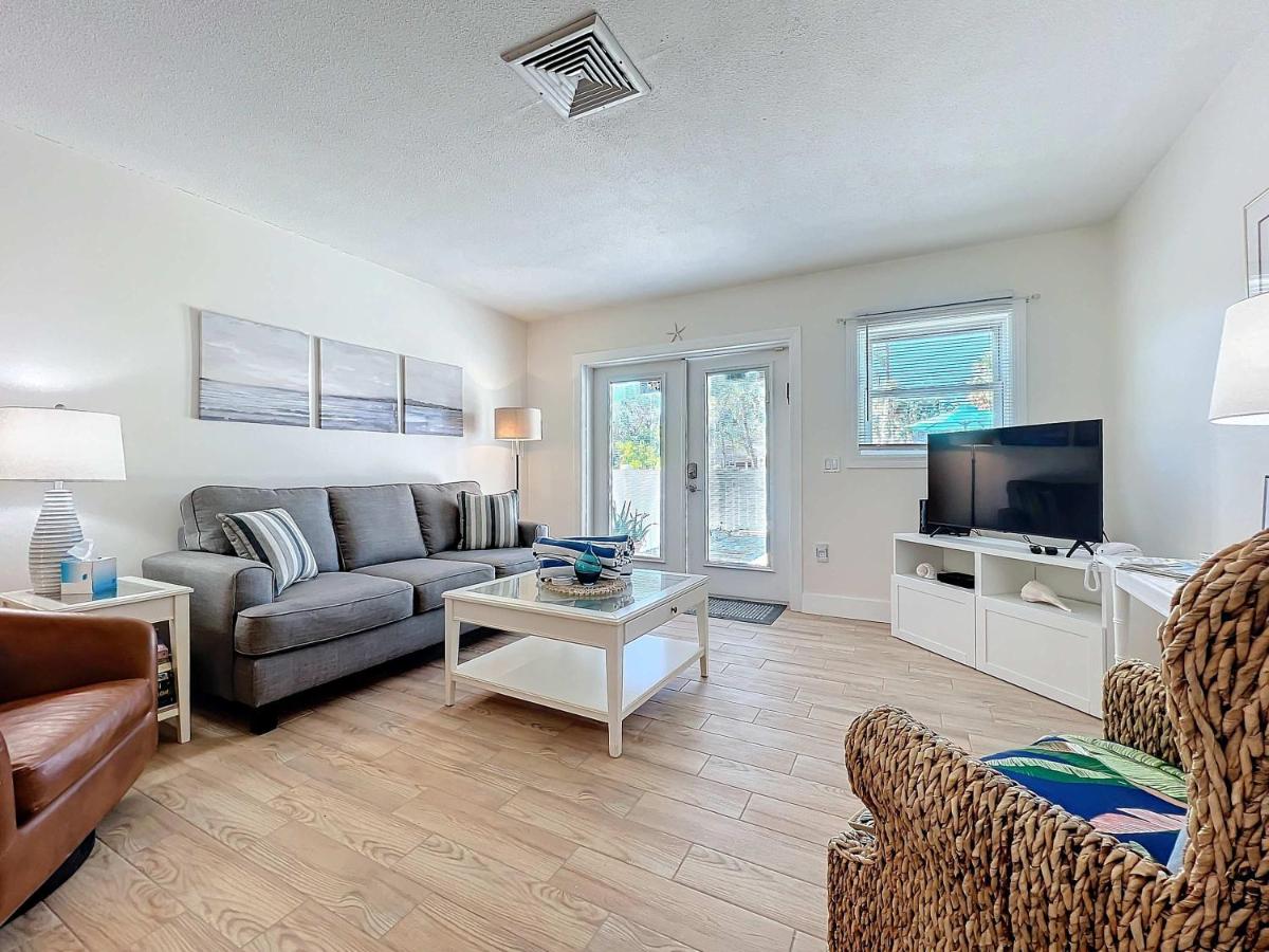 Blue Wave Villa East - B&B Anna Maria