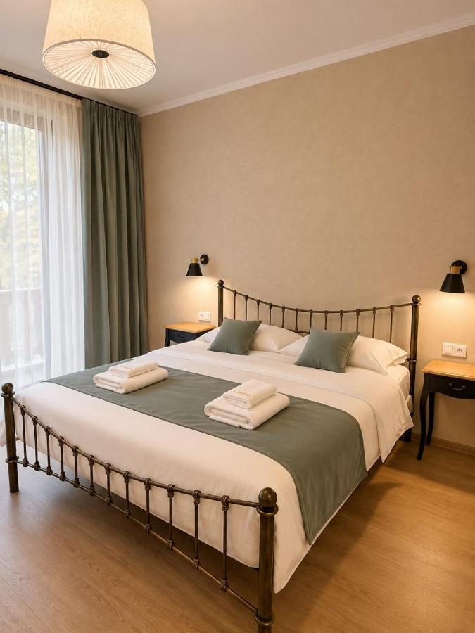Lavladashi Guest House - B&B Mestia