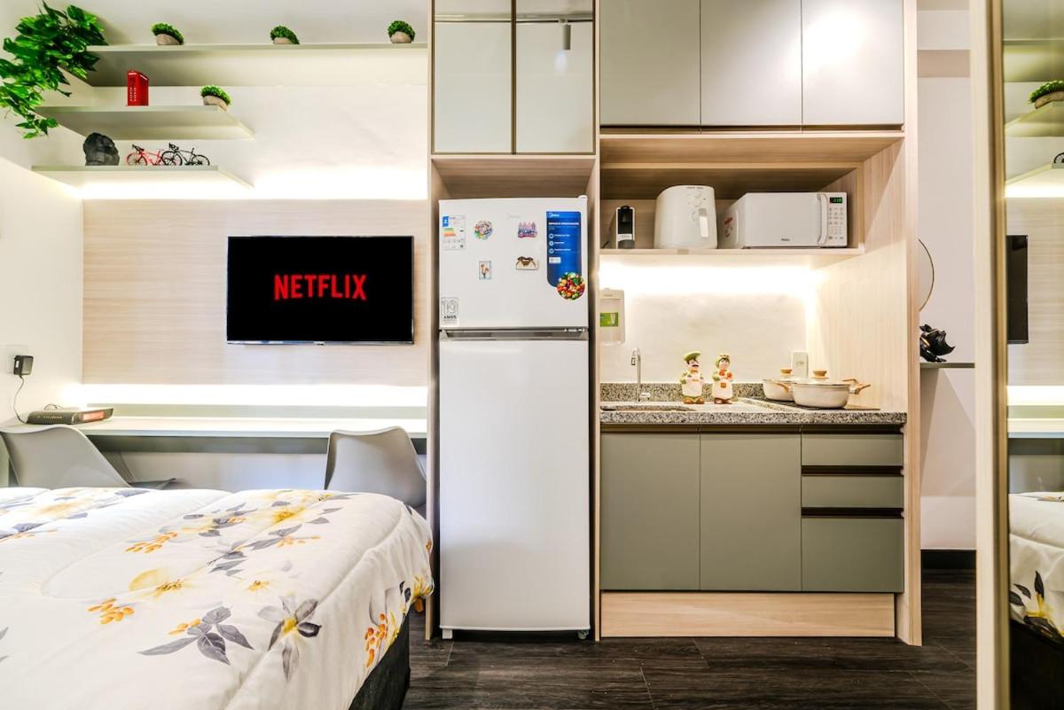 Studio novo com ar cond a 600 m da GM - B&B São Caetano do Sul