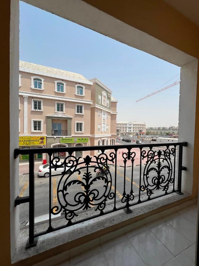 Luxury Furnished One Bedroom - Chambres d'hôtes Dubaï