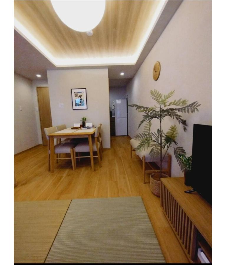 Urban Oasis Minsyuku - B&B Osaka