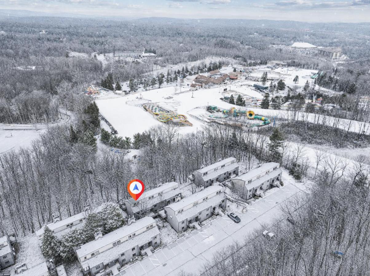 Ski-OnSki-Off Camelback Pool, Hot Tub Arcade - B&B Tannersville