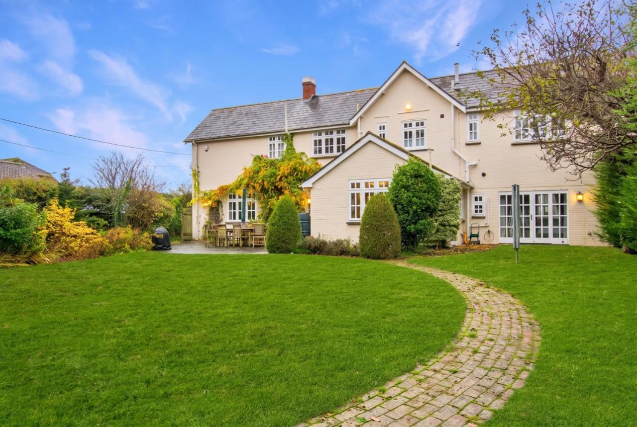 Beautiful Country House with Forest View & Garden - B&B Norleywood