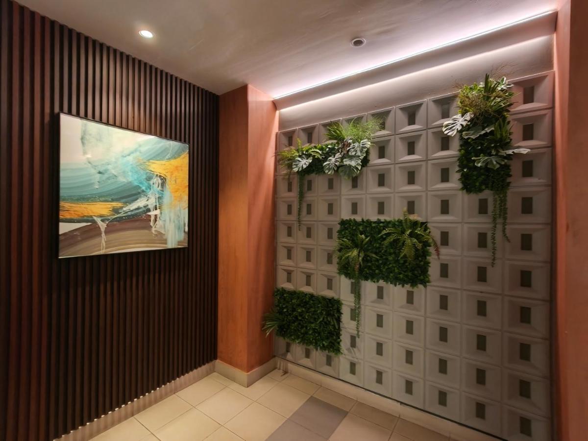 3R2B Aster Home Near KLIA - B&B Sepang