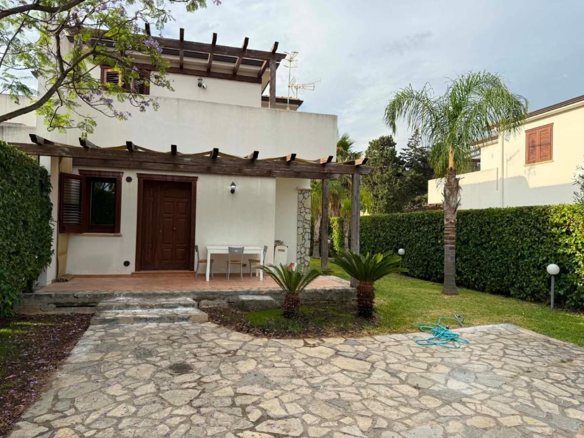 Sicily Family Resort House - B&B Campofelice di Roccella