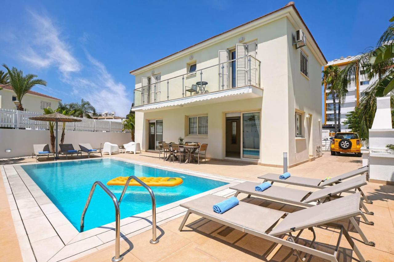 Villa Aurora - 100m from Pernera Beach - Chambres d'hôtes Protaras