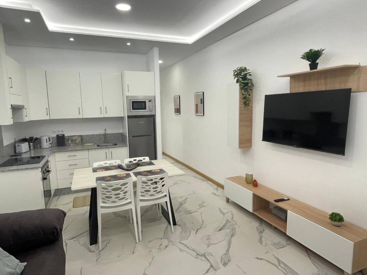 Lovely Island Village 5 with Wi fi and Pool - Ferienwohnung Adeje