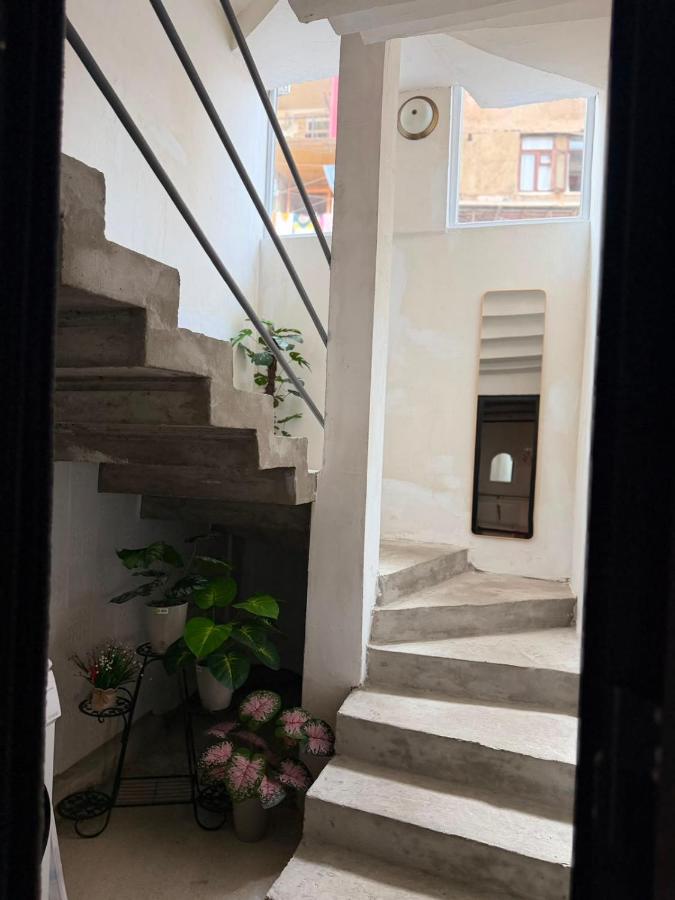Anna's Guesthouse - Ferienwohnung Kobuleti