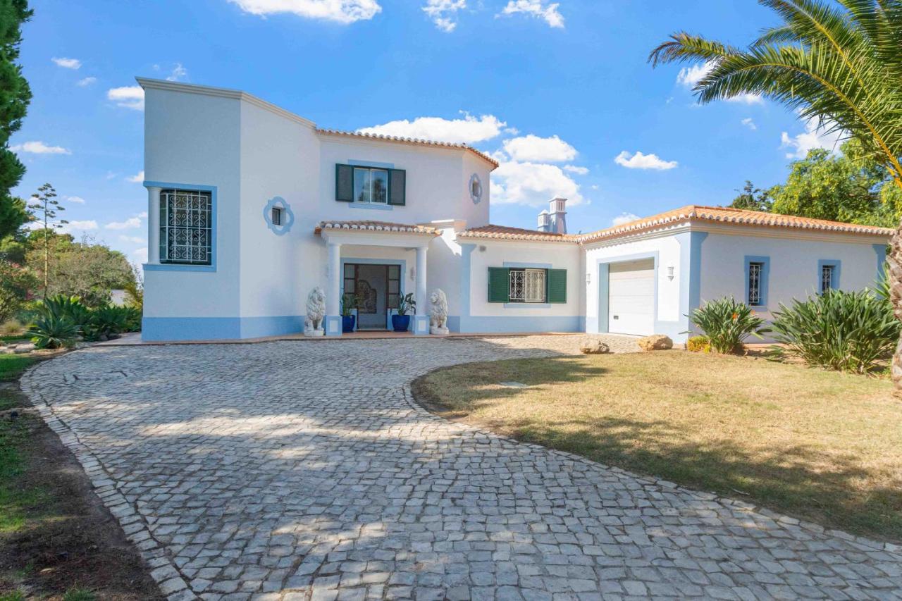 Casa Stefan 2 bedroom villa with pool - B&B Carvoeiro
