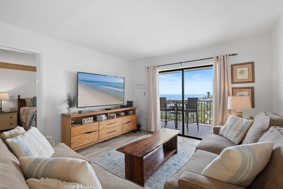 505 - Top Floor Ocean View 2/2 - B&B New Smyrna Beach