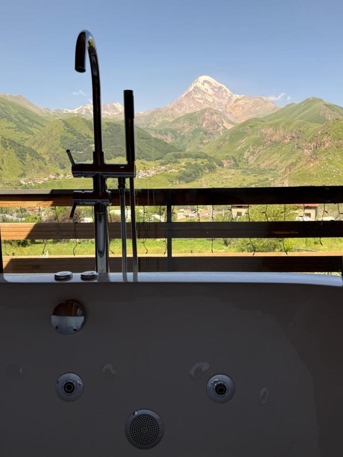 RestArt Cottages in Kazbegi - Ferienwohnung Stepantsminda