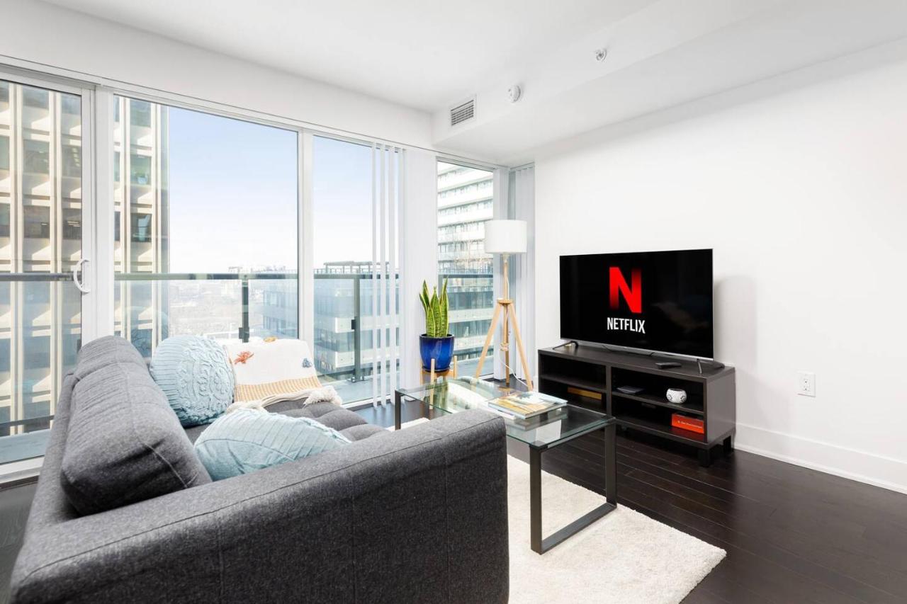 Stylish Condo Downtown UofT Ryerson - Apartment - B&B Toronto