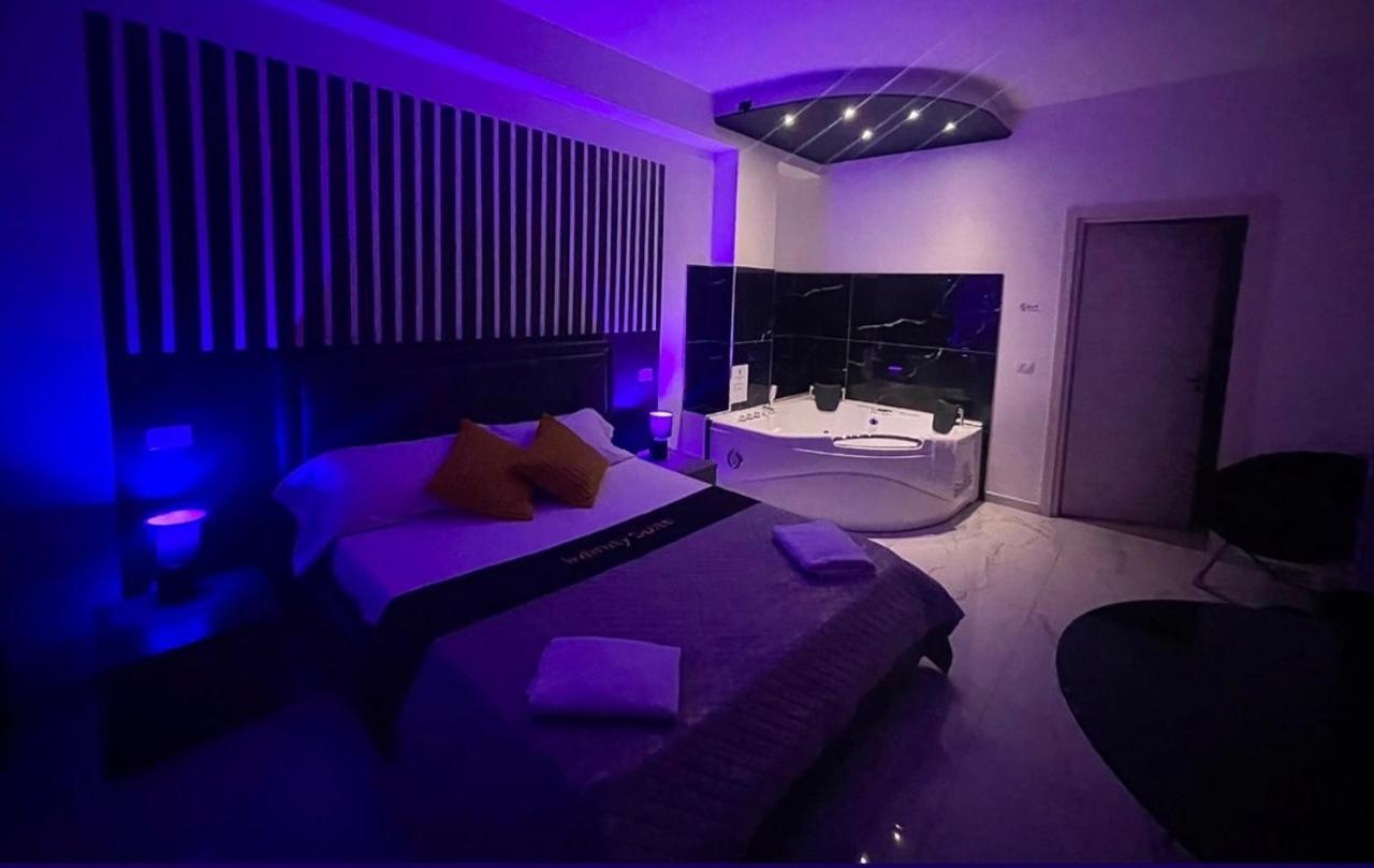 Infinity Suite - Chambres d'hôtes Acerra