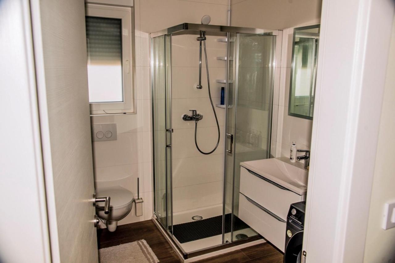 Miha - B&B Vodice