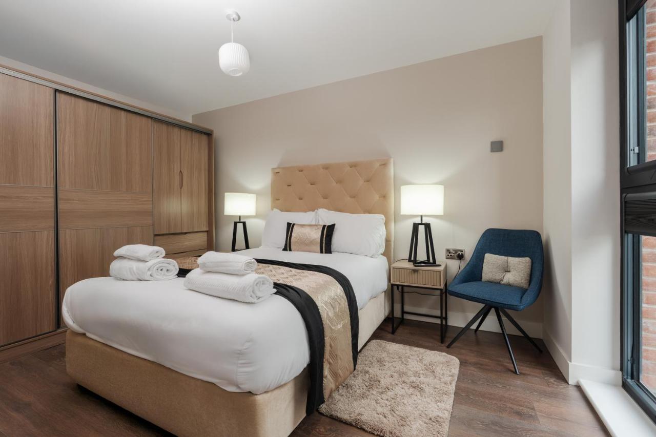 Modern 1BR Waterfront Flat Nr To Everton Stadium - Chambres d'hôtes Liverpool