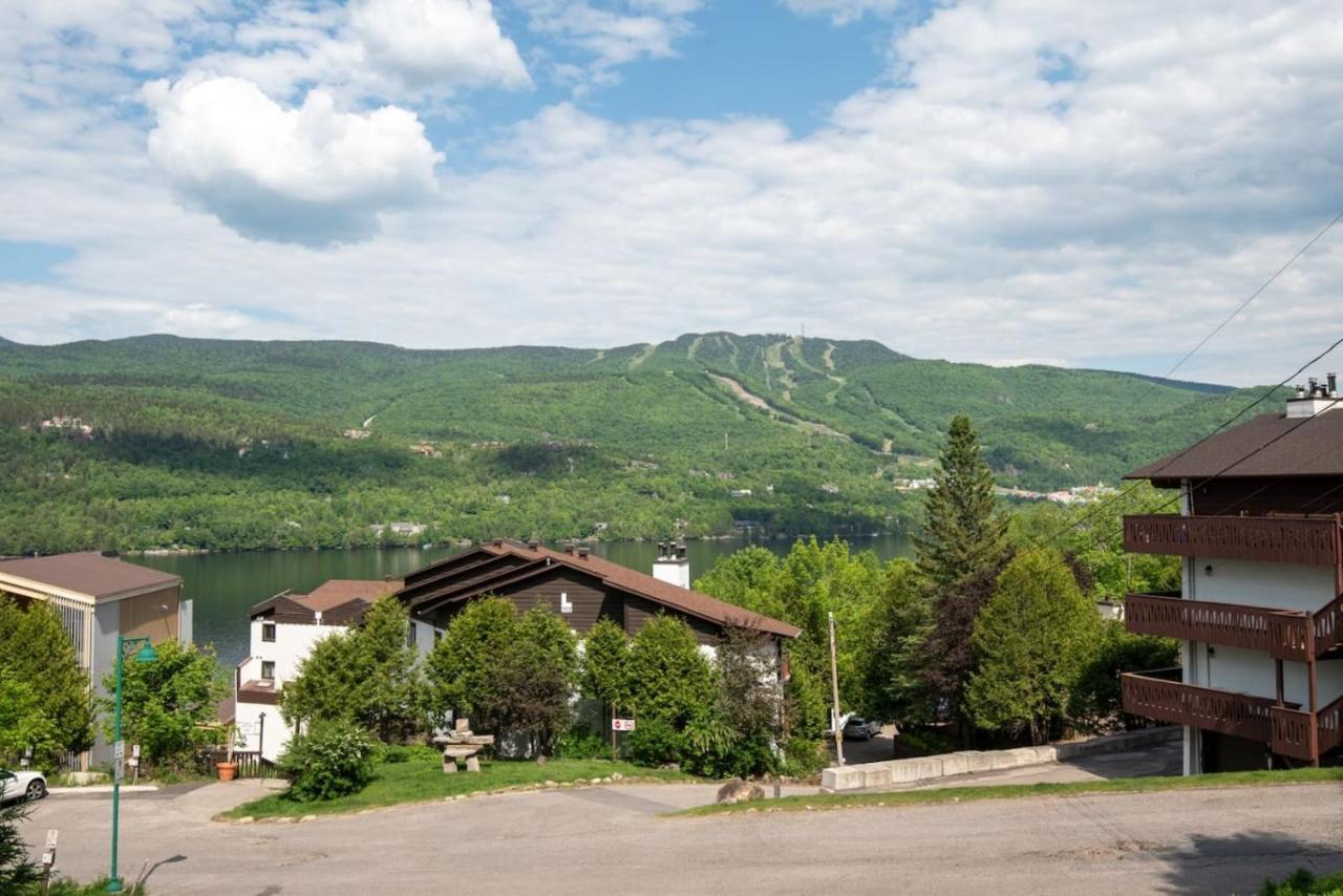 The BEST View Huge 3B 2B Apt w 2 Parking and Locker - B&B Mont-Tremblant