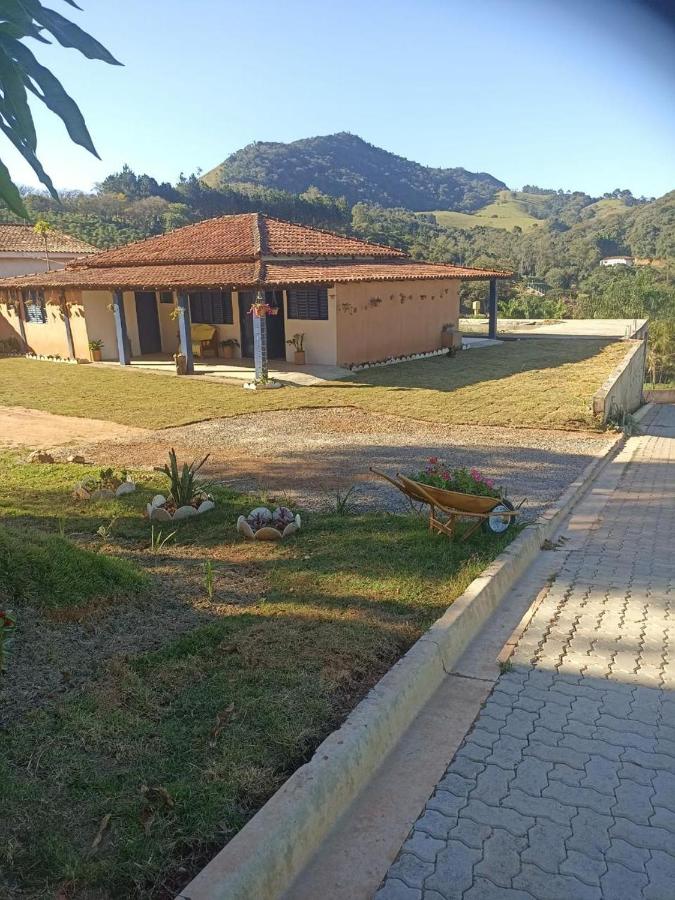 Rancho e Pousada Vale do Sol - B&B Monte Sião