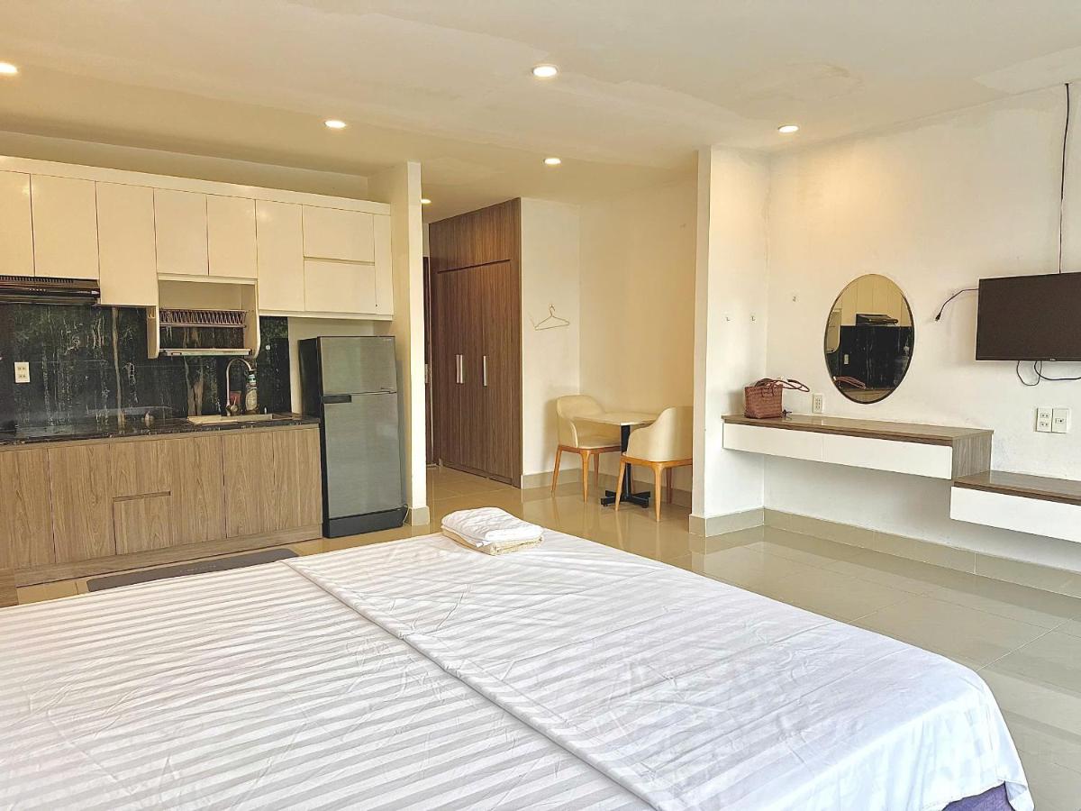 Kamer met Kingsize Bed en Uitzicht op de Bergen