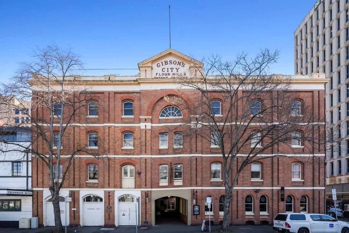 Gibson's Mill Apartment Hotel - B&B Hobart