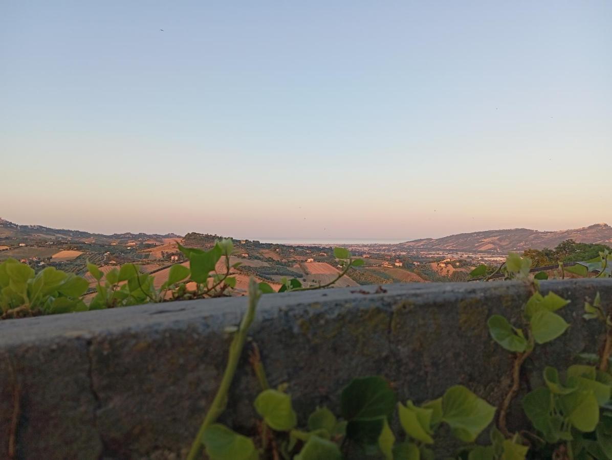 Due Orizzonti - Ferienwohnung Monsampolo del Tronto