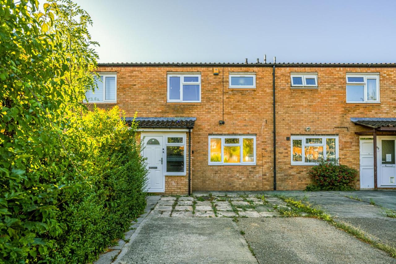 The Norwyn Hot Tub Retreat - Ferienwohnung Milton Keynes