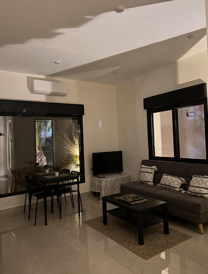 The Palm Garden Bungalow, Cozy & Peaceful - Ferienwohnung Amman