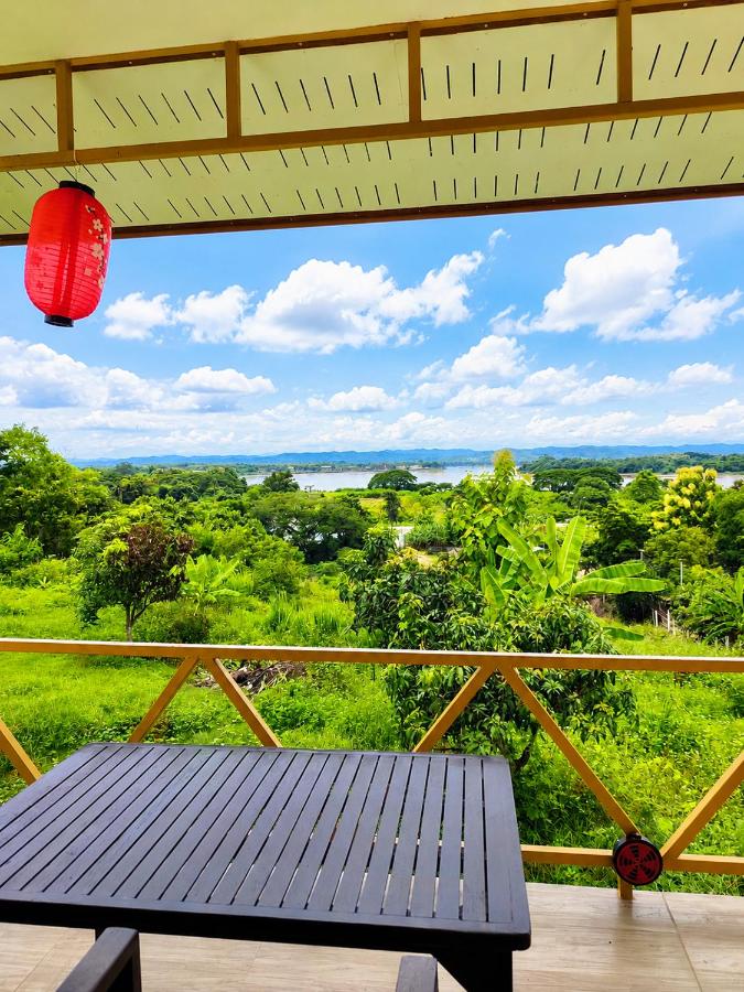 เปรี้ยวธรรมชาติ หวานธรรมชาติ เชียงคาน - B&B Ban Pha Baen