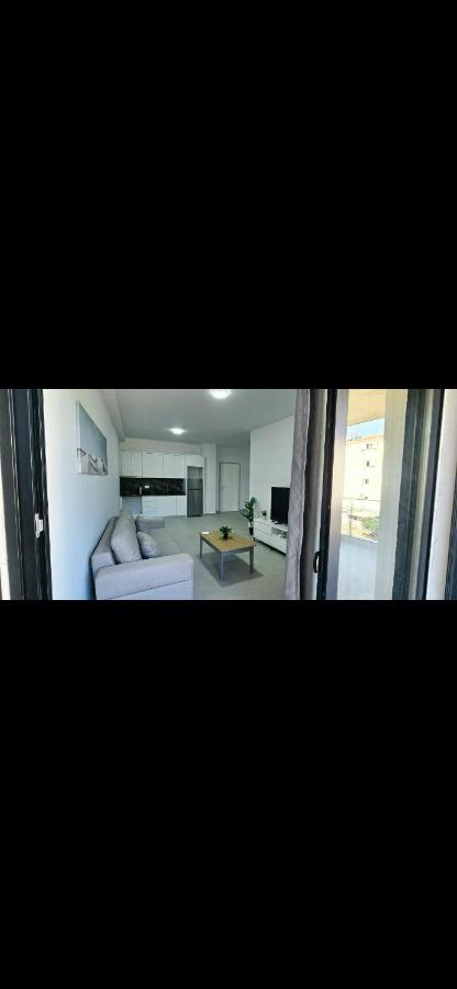 The stylist central apartment 1BR residence for 4 - Ferienwohnung Himarë