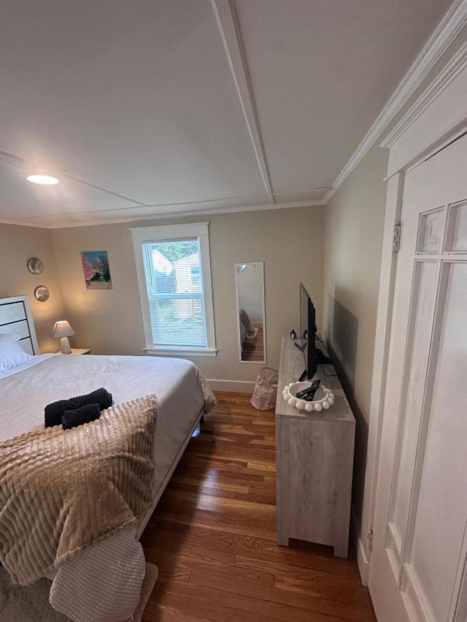 Waterville Oasis Near Downtown, Colby College, Thomas College & Hospitals - B&B Winslow