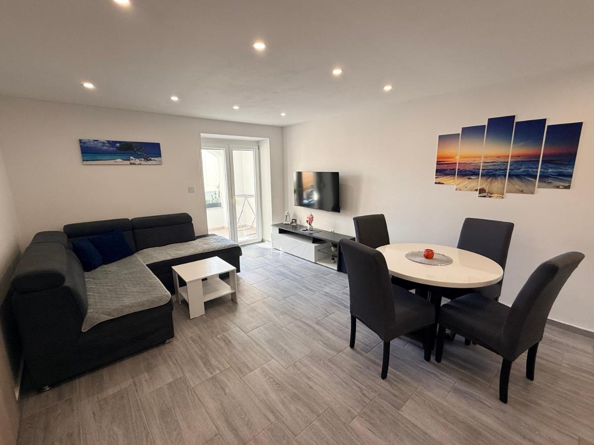Apartmani Lucija 1 - Ferienwohnung Zubovići
