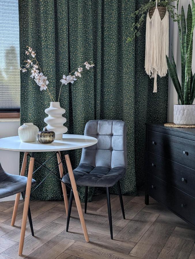 Magnolia Park Studio - Apartament & Parking - Ferienwohnung Stettin